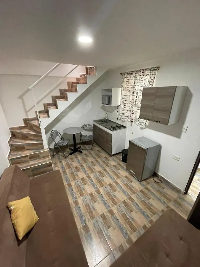 卡利2Floors San Fernando Studio公寓